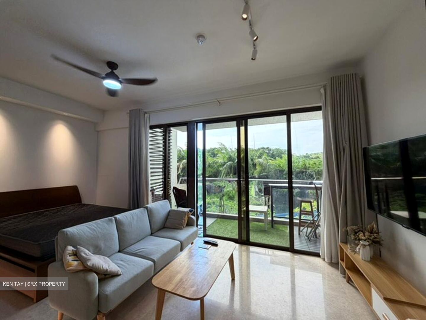 Seaside Residences (D15), Apartment #566136631